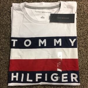 NWT AUTHENTIC TOMMY HILFIGER T-SHIRT